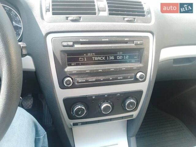 Серый Шкода Октавия, объемом двигателя 1.8 л и пробегом 138 тыс. км за 7600 $, фото 14 на Automoto.ua