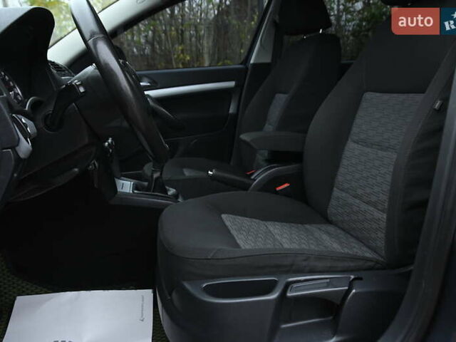 Сірий Шкода Октавія, об'ємом двигуна 1.6 л та пробігом 232 тис. км за 7700 $, фото 3 на Automoto.ua