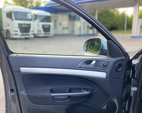 Сірий Шкода Октавія, об'ємом двигуна 1.4 л та пробігом 198 тис. км за 8100 $, фото 16 на Automoto.ua