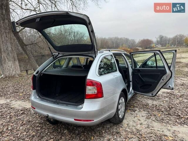 Серый Шкода Октавия, объемом двигателя 1.6 л и пробегом 182 тыс. км за 7700 $, фото 65 на Automoto.ua