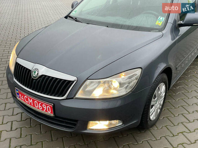 Серый Шкода Октавия, объемом двигателя 1.6 л и пробегом 181 тыс. км за 8999 $, фото 109 на Automoto.ua