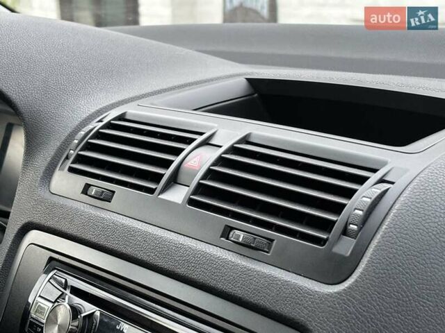 Сірий Шкода Октавія, об'ємом двигуна 1.6 л та пробігом 237 тис. км за 7990 $, фото 99 на Automoto.ua
