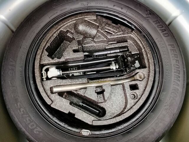 Сірий Шкода Октавія, об'ємом двигуна 1.4 л та пробігом 274 тис. км за 7100 $, фото 7 на Automoto.ua