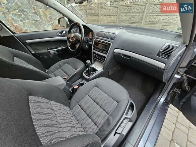 Серый Шкода Октавия, объемом двигателя 1.8 л и пробегом 178 тыс. км за 7300 $, фото 37 на Automoto.ua