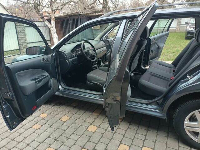 Серый Шкода Октавия, объемом двигателя 1.6 л и пробегом 224 тыс. км за 5999 $, фото 14 на Automoto.ua