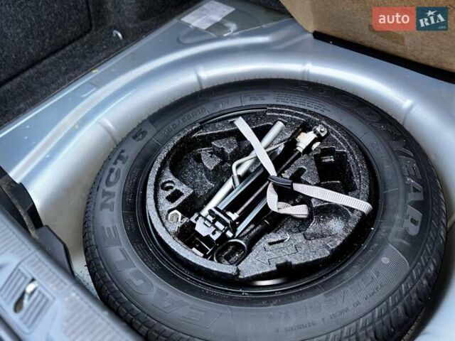 Серый Шкода Октавия, объемом двигателя 1.6 л и пробегом 203 тыс. км за 8099 $, фото 62 на Automoto.ua