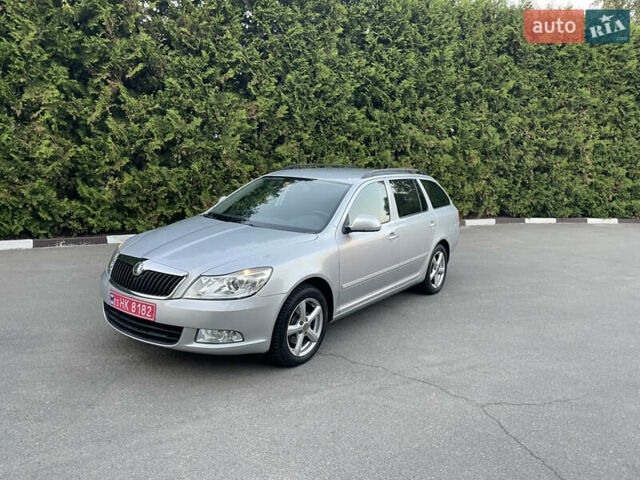 Серый Шкода Октавия, объемом двигателя 1.6 л и пробегом 167 тыс. км за 9500 $, фото 1 на Automoto.ua