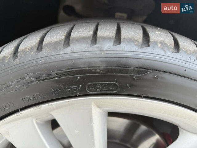 Серый Шкода Октавия, объемом двигателя 2 л и пробегом 185 тыс. км за 10700 $, фото 29 на Automoto.ua