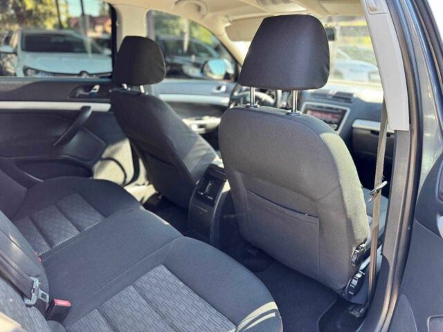 Сірий Шкода Октавія, об'ємом двигуна 1.8 л та пробігом 184 тис. км за 8800 $, фото 17 на Automoto.ua