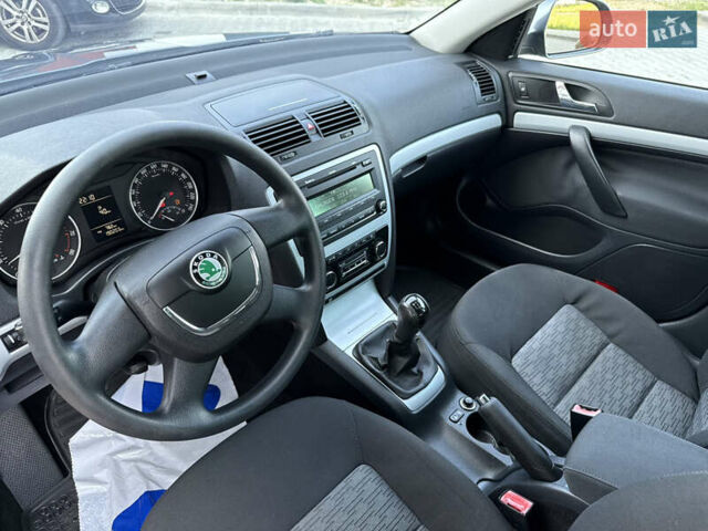Сірий Шкода Октавія, об'ємом двигуна 1.4 л та пробігом 190 тис. км за 6450 $, фото 14 на Automoto.ua