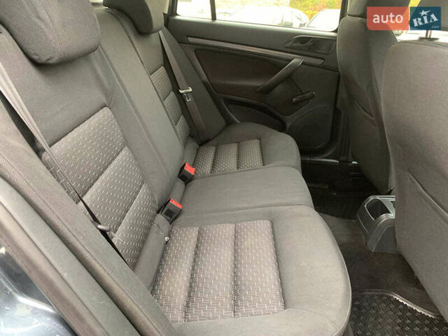 Сірий Шкода Октавія, об'ємом двигуна 1.6 л та пробігом 307 тис. км за 7190 $, фото 18 на Automoto.ua