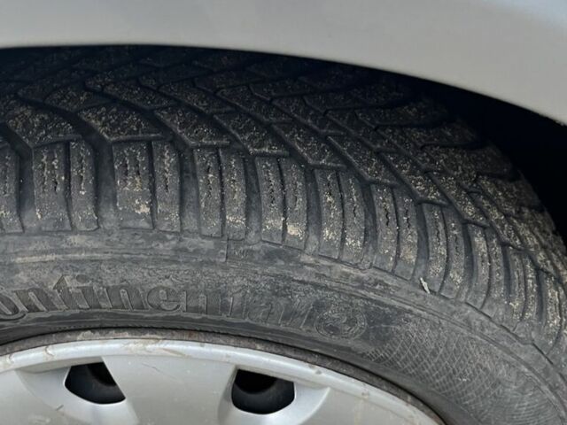 Сірий Шкода Октавія, об'ємом двигуна 1.6 л та пробігом 100 тис. км за 7000 $, фото 6 на Automoto.ua