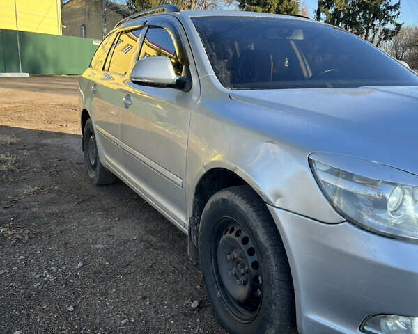 Серый Шкода Октавия, объемом двигателя 1.98 л и пробегом 379 тыс. км за 5800 $, фото 2 на Automoto.ua