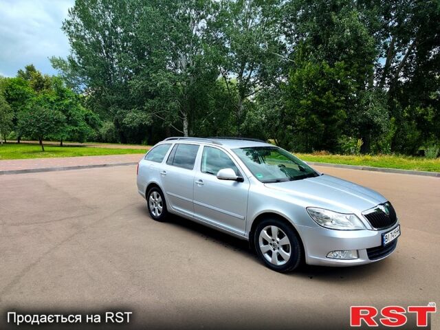 Серый Шкода Октавия, объемом двигателя 1.6 л и пробегом 200 тыс. км за 8350 $, фото 2 на Automoto.ua