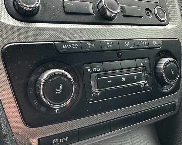 Серый Шкода Октавия, объемом двигателя 1.6 л и пробегом 251 тыс. км за 7800 $, фото 35 на Automoto.ua