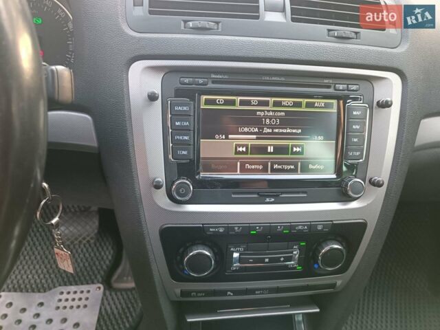 Сірий Шкода Октавія, об'ємом двигуна 1.2 л та пробігом 220 тис. км за 8300 $, фото 7 на Automoto.ua