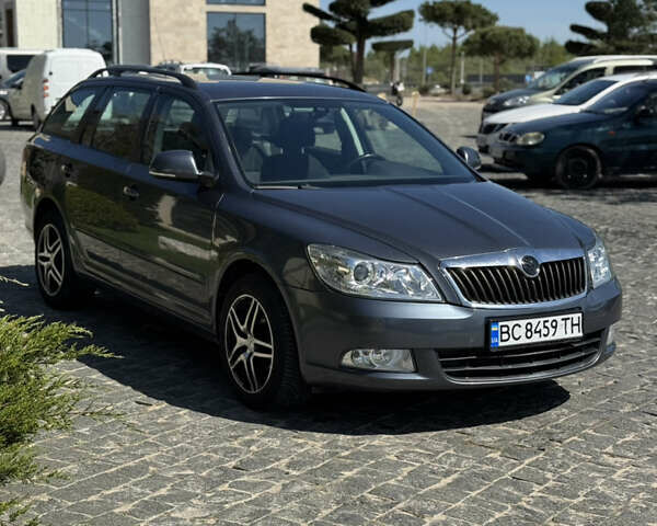 Сірий Шкода Октавія, об'ємом двигуна 1.39 л та пробігом 216 тис. км за 6400 $, фото 2 на Automoto.ua