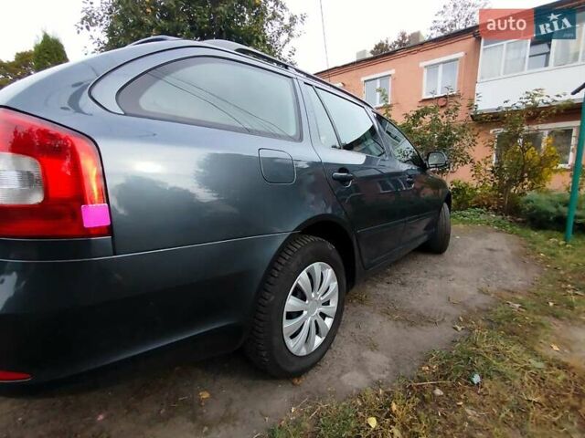 Сірий Шкода Октавія, об'ємом двигуна 1.2 л та пробігом 175 тис. км за 7500 $, фото 3 на Automoto.ua