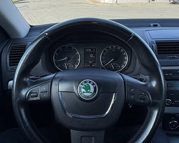 Сірий Шкода Октавія, об'ємом двигуна 1.8 л та пробігом 157 тис. км за 8150 $, фото 15 на Automoto.ua