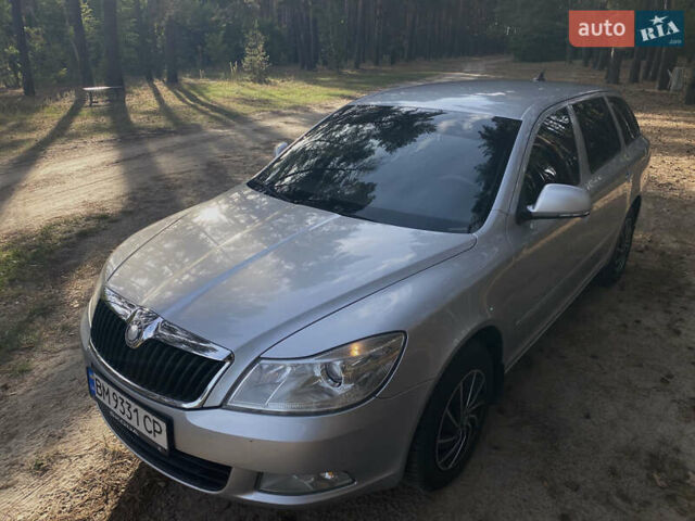 Серый Шкода Октавия, объемом двигателя 1.6 л и пробегом 303 тыс. км за 7500 $, фото 3 на Automoto.ua