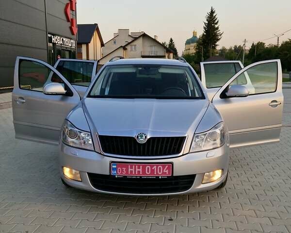 Серый Шкода Октавия, объемом двигателя 1.6 л и пробегом 229 тыс. км за 8300 $, фото 20 на Automoto.ua
