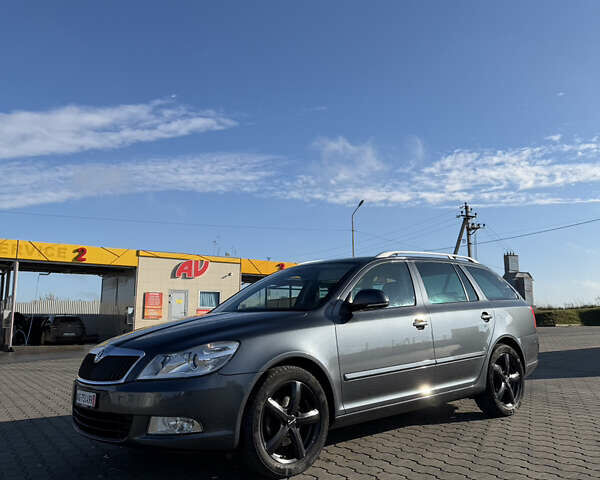 Сірий Шкода Октавія, об'ємом двигуна 1.8 л та пробігом 157 тис. км за 8150 $, фото 1 на Automoto.ua