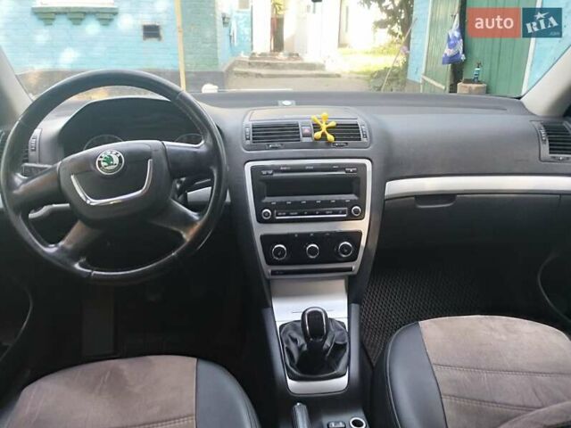 Сірий Шкода Октавія, об'ємом двигуна 1.39 л та пробігом 236 тис. км за 6400 $, фото 11 на Automoto.ua