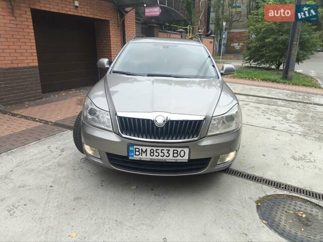 Серый Шкода Октавия, объемом двигателя 1.6 л и пробегом 260 тыс. км за 8500 $, фото 5 на Automoto.ua