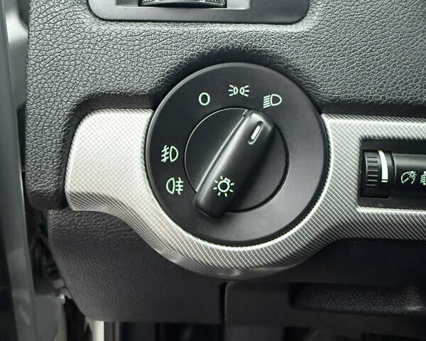 Серый Шкода Октавия, объемом двигателя 1.6 л и пробегом 194 тыс. км за 7700 $, фото 50 на Automoto.ua