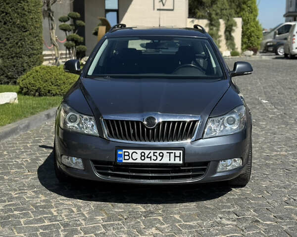 Сірий Шкода Октавія, об'ємом двигуна 1.39 л та пробігом 216 тис. км за 6400 $, фото 1 на Automoto.ua