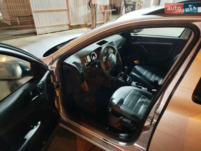 Сірий Шкода Октавія, об'ємом двигуна 1.4 л та пробігом 183 тис. км за 6599 $, фото 7 на Automoto.ua