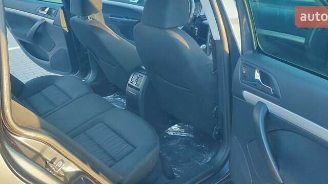 Серый Шкода Октавия, объемом двигателя 1.8 л и пробегом 200 тыс. км за 7499 $, фото 10 на Automoto.ua