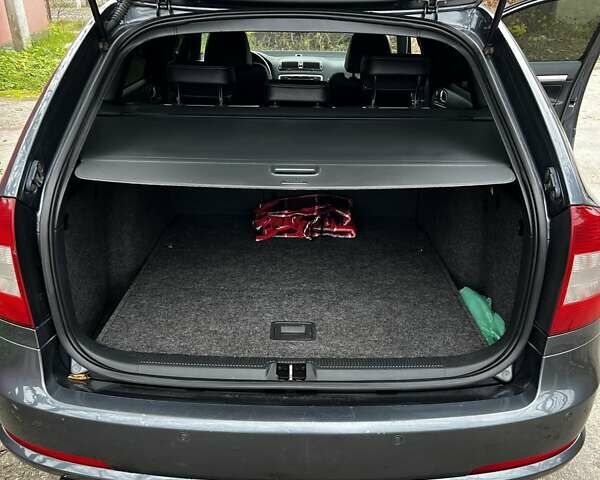 Серый Шкода Октавия, объемом двигателя 1.97 л и пробегом 215 тыс. км за 8700 $, фото 11 на Automoto.ua