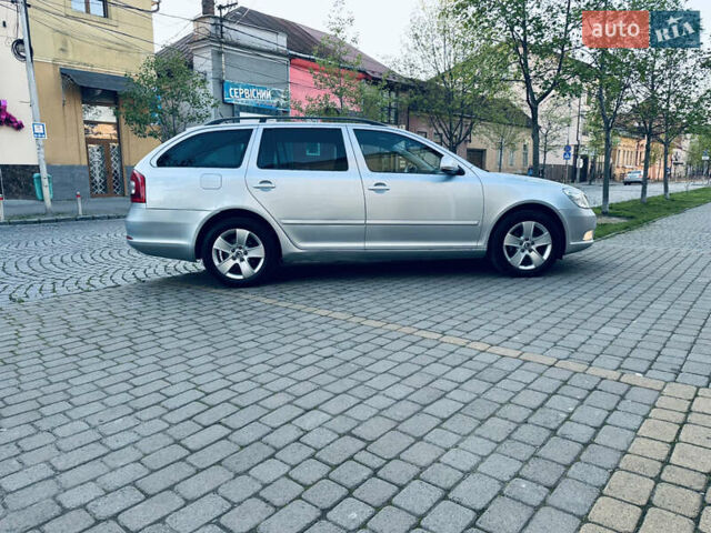 Серый Шкода Октавия, объемом двигателя 1.99 л и пробегом 303 тыс. км за 9500 $, фото 4 на Automoto.ua