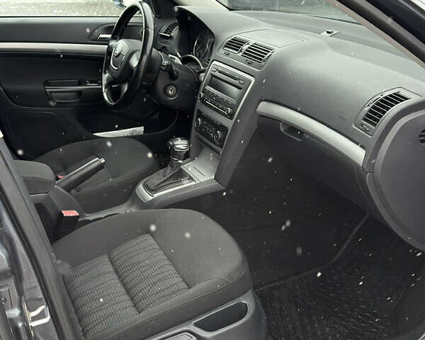 Серый Шкода Октавия, объемом двигателя 1.4 л и пробегом 216 тыс. км за 7450 $, фото 15 на Automoto.ua