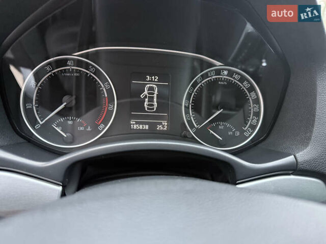 Серый Шкода Октавия, объемом двигателя 2 л и пробегом 185 тыс. км за 10700 $, фото 35 на Automoto.ua