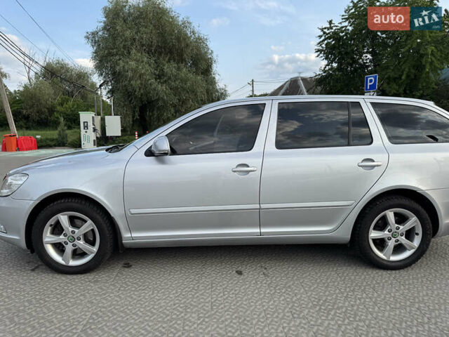 Серый Шкода Октавия, объемом двигателя 2 л и пробегом 223 тыс. км за 9500 $, фото 1 на Automoto.ua