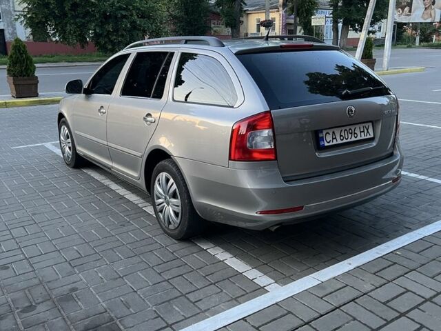 Серый Шкода Октавия, объемом двигателя 1.6 л и пробегом 226 тыс. км за 7350 $, фото 3 на Automoto.ua