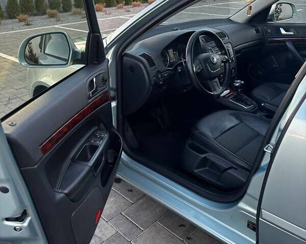 Серый Шкода Октавия, объемом двигателя 1.8 л и пробегом 183 тыс. км за 8800 $, фото 24 на Automoto.ua