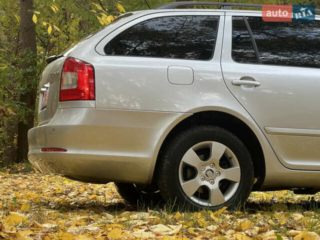 Шкода Октавия 2010 в Ровно на Automoto.ua Серый Шкода Октавия, объемом двигателя 1.4 л и пробегом 208 тыс. км за 6450 $, фото 12 на Automoto.ua