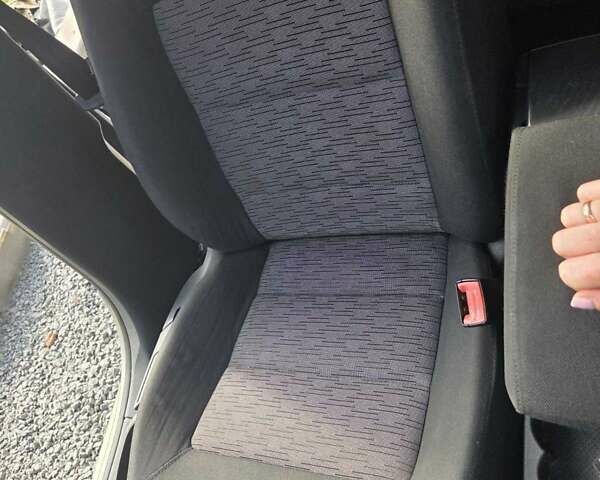 Серый Шкода Октавия, объемом двигателя 1.2 л и пробегом 294 тыс. км за 6500 $, фото 4 на Automoto.ua