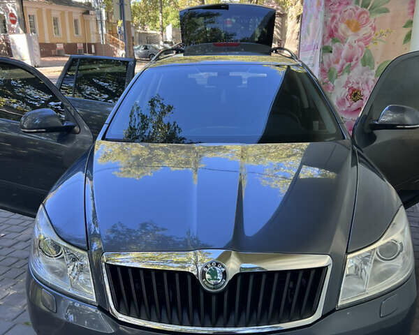 Серый Шкода Октавия, объемом двигателя 1.8 л и пробегом 143 тыс. км за 7800 $, фото 9 на Automoto.ua