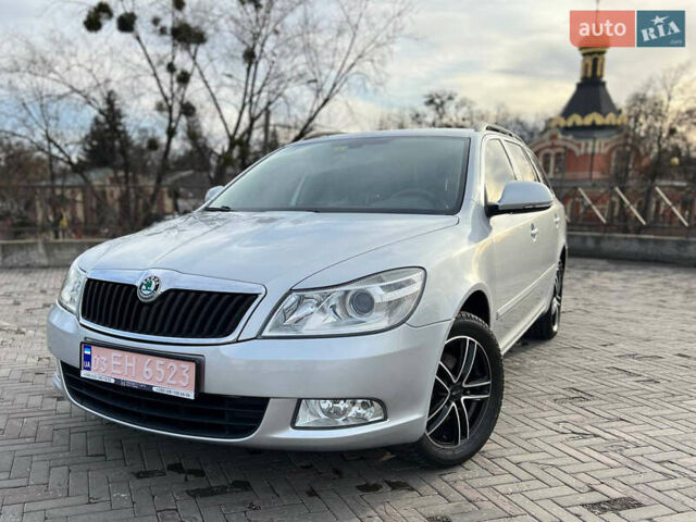 Сірий Шкода Октавія, об'ємом двигуна 1.8 л та пробігом 195 тис. км за 7800 $, фото 2 на Automoto.ua
