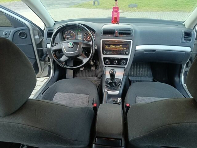 Сірий Шкода Октавія, об'ємом двигуна 1.9 л та пробігом 290 тис. км за 7000 $, фото 7 на Automoto.ua