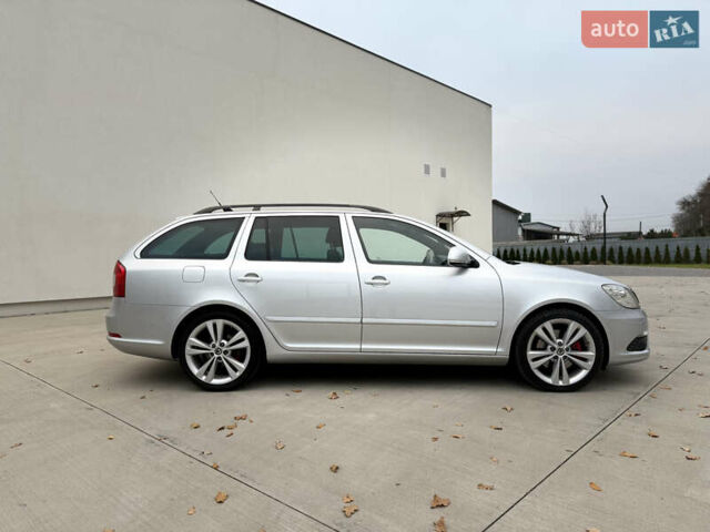 Серый Шкода Октавия, объемом двигателя 2 л и пробегом 185 тыс. км за 10700 $, фото 3 на Automoto.ua