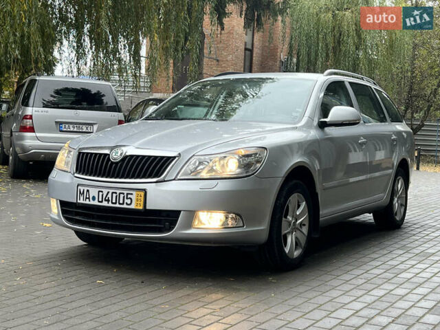 Серый Шкода Октавия, объемом двигателя 1.6 л и пробегом 182 тыс. км за 8600 $, фото 1 на Automoto.ua