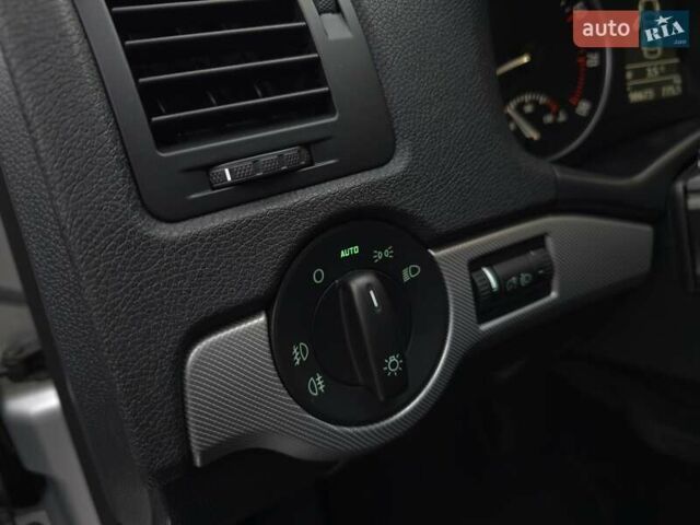 Серый Шкода Октавия, объемом двигателя 1.8 л и пробегом 190 тыс. км за 7200 $, фото 125 на Automoto.ua