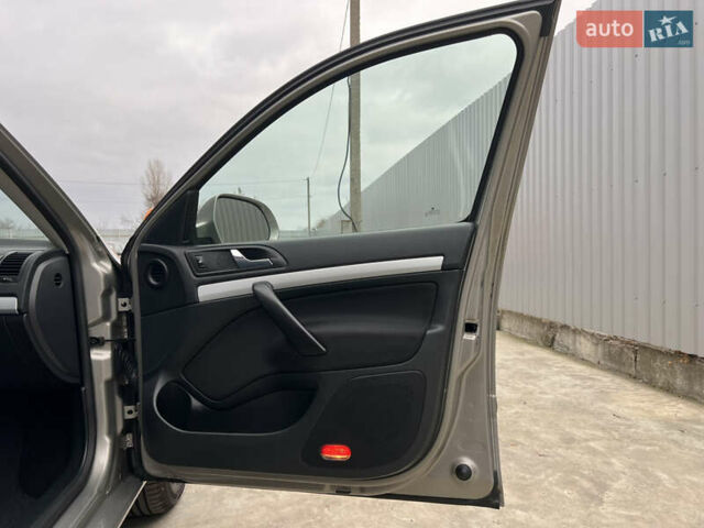 Сірий Шкода Октавія, об'ємом двигуна 1.6 л та пробігом 188 тис. км за 9200 $, фото 81 на Automoto.ua