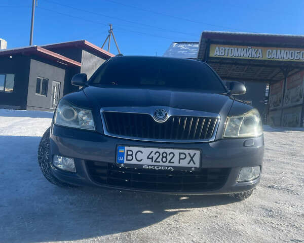Серый Шкода Октавия, объемом двигателя 1.6 л и пробегом 206 тыс. км за 7400 $, фото 6 на Automoto.ua