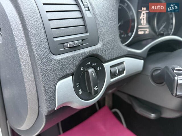 Серый Шкода Октавия, объемом двигателя 2 л и пробегом 185 тыс. км за 10700 $, фото 32 на Automoto.ua